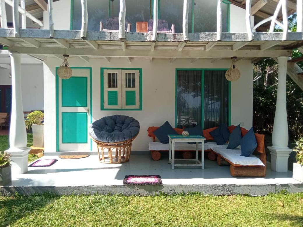 Beach House Kalukatiya - Family Villa, Seaview Room, Garden Room Dikwella Eksteriør bilde